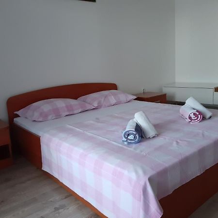 Apartments Davor Ceko Jesenice  Luaran gambar